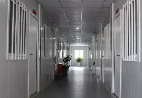 济南历城区荷花路建筑工地临时住人移动板房 济南历城区荷花路建筑工地临时住人移动板房
